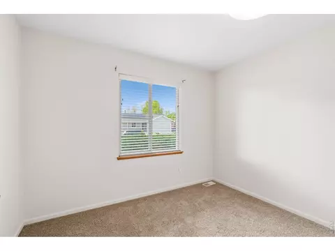 Bedroom - 401 Hemlock Dr, Windsor, CO 80550 photo 6 of 8