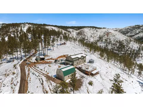 1154 Redstone Dr, Bellvue, CO 80512