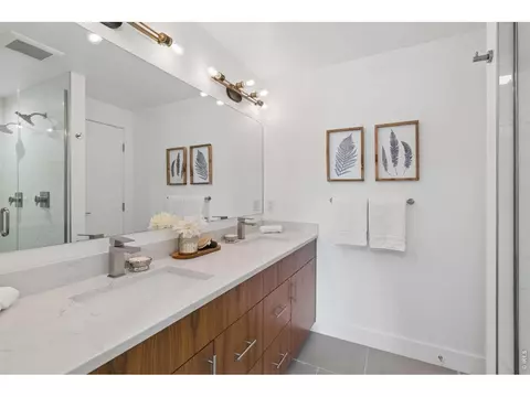 Bath - 1898 Folsom St, Boulder, CO 80302 photo 1 of 3
