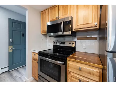 Kitchen - 3275 34th St # 77, Boulder, CO 80301 photo 5 of 7