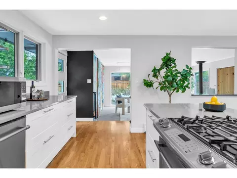 Kitchen - 1060 35th St, Boulder, CO 80303 photo 5 of 5