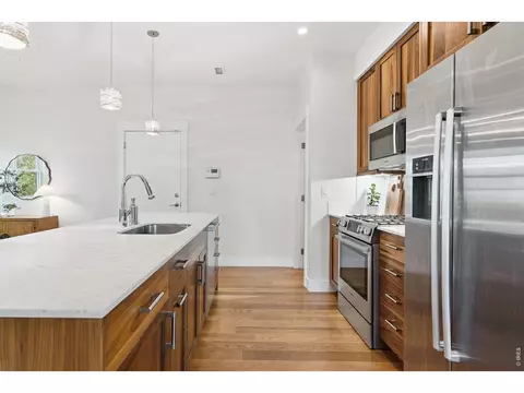 Kitchen - 2056 Walnut St #B, Boulder, CO 80302 photo 4 of 7
