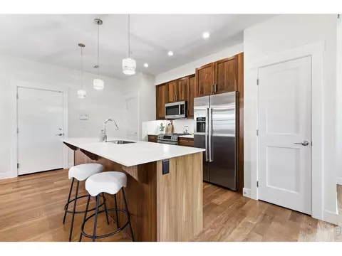 Kitchen - 2056 Walnut St #B, Boulder, CO 80302 photo 3 of 7