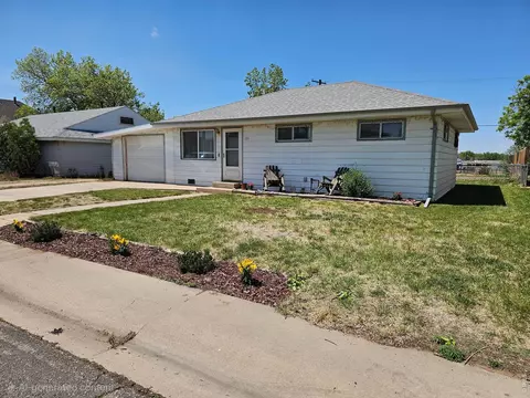 201 N 4th St, La Salle, CO 80645