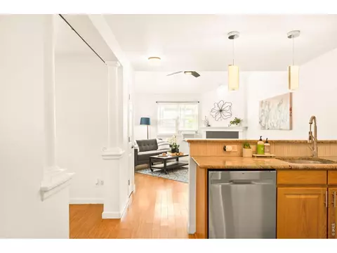 Kitchen - 3077 29th St #105, Boulder, CO 80301 photo 4 of 9
