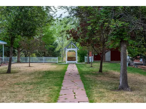 Exterior - 2612 Thornbird Pl, Boulder, CO 80304 photo 9 of 14
