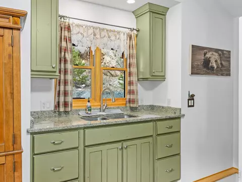 Kitchen - 1002 Streamside Dr, Glen Haven, CO 80532 photo 7 of 7