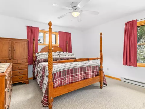 Bedroom - 1002 Streamside Dr, Glen Haven, CO 80532 photo 1 of 3