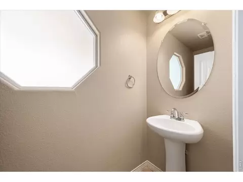 Bath - 480 Wind River Dr, Windsor, CO 80550 photo 1 of 6