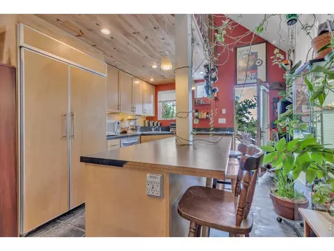 Kitchen - 496 Escape Rte, Boulder, CO 80302 photo 4 of 4