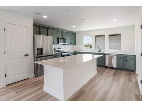949 Trumpet Ln, Windsor, CO 80550