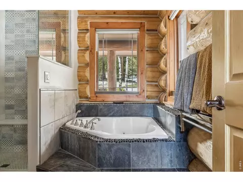 Bath - 500 Ridge Rd, Ward, CO 80481 photo 4 of 7