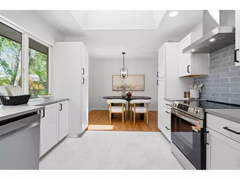 Kitchen - 3664 Chase Ct, Boulder, CO 80305 photo 1 of 5