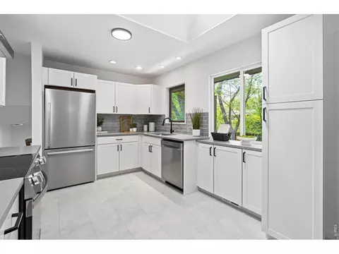 Kitchen - 3664 Chase Ct, Boulder, CO 80305 photo 5 of 5