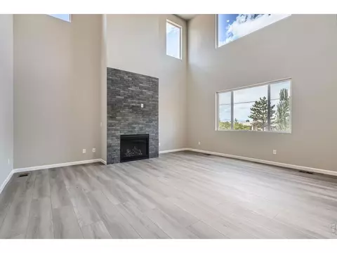 Living - 364 Rustic Barn Ln, Berthoud, CO 80513 photo 4 of 5