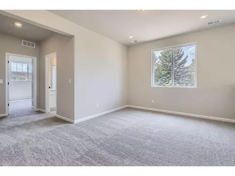 Bedroom - 364 Rustic Barn Ln, Berthoud, CO 80513 photo 12 of 14