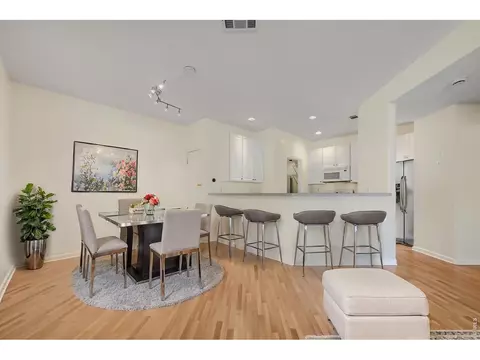 Dining - 530 Mohawk Dr #96, Boulder, CO 80303 photo 1 of 2
