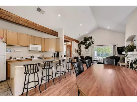 Dining - 530 Mohawk Dr #96, Boulder, CO 80303 photo 2 of 2