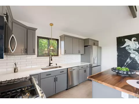 Kitchen - 926 4th Ave, Lyons, CO 80540 photo 1 of 3