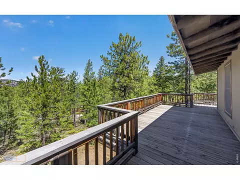 Exterior - 942 Spruce Dr, Lyons, CO 80540 photo 9 of 11