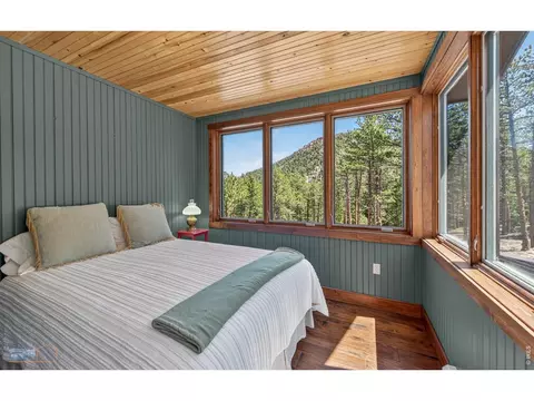 Bedroom - 942 Spruce Dr, Lyons, CO 80540 photo 5 of 6