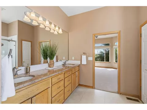 Bath - 535 Lakeside Pl, Windsor, CO 80550 photo 1 of 4