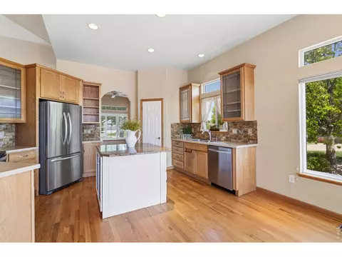 Kitchen - 535 Lakeside Pl, Windsor, CO 80550 photo 2 of 5