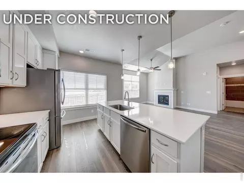 245 High Point Dr #201, Longmont, CO 80504
