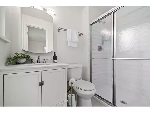 Bath - 2800 19th St, Boulder, CO 80304 photo 1 of 3