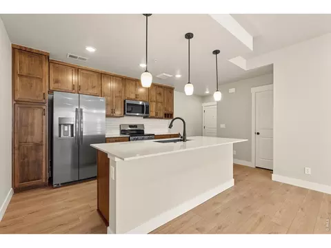 4260 Vulcan Creek Dr #207, Loveland, CO 80538