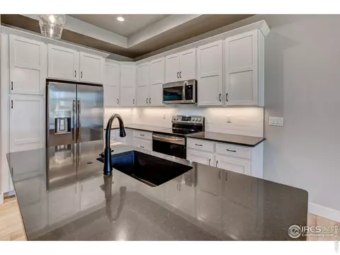 214 High Point Dr, Longmont, CO 80504