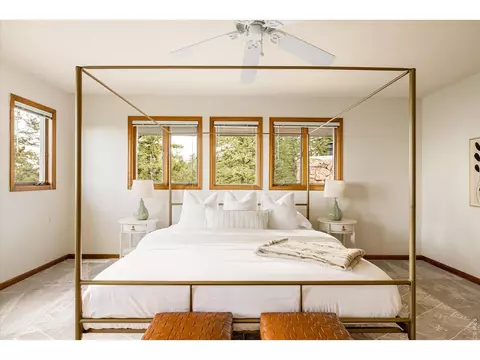 Bedroom - 124 Deer Trail Cir, Boulder, CO 80302 photo 1 of 3