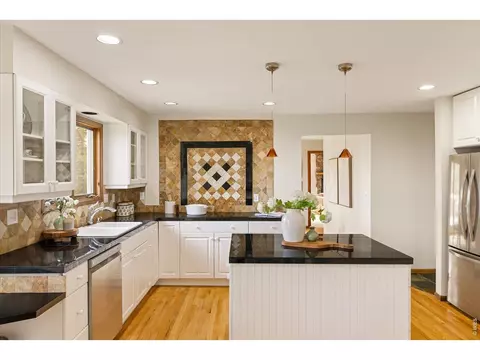 Kitchen - 124 Deer Trail Cir, Boulder, CO 80302 photo 1 of 5
