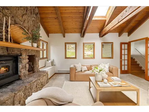 Living - 124 Deer Trail Cir, Boulder, CO 80302 photo 1 of 6