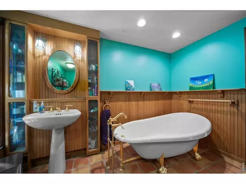 Bath - 1692 Kiowa Rd, Lyons, CO 80540 photo 1 of 2