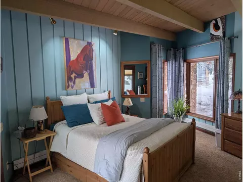 Bedroom - 1692 Kiowa Rd, Lyons, CO 80540 photo 2 of 3