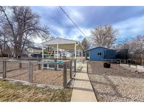 Exterior - 837 5th St, Berthoud, CO 80513 photo 5 of 12