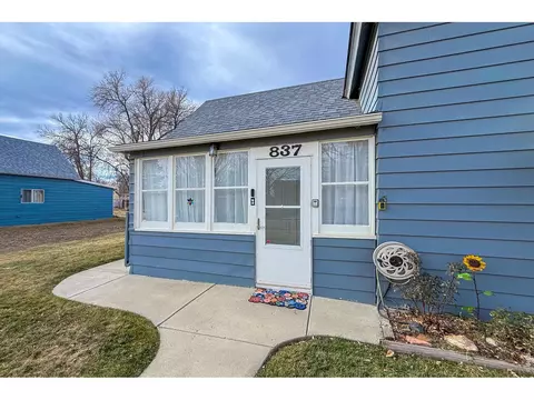 Exterior - 837 5th St, Berthoud, CO 80513 photo 2 of 12