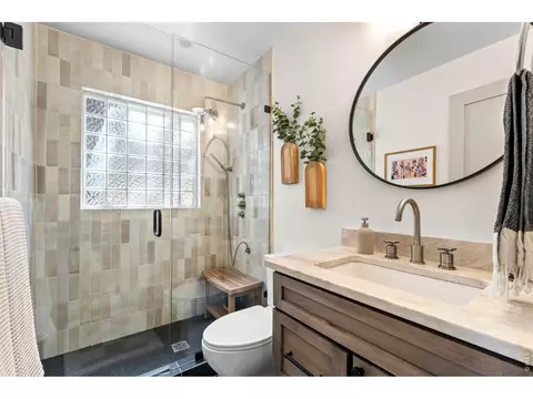 Bath - 770 N Cedar Brook Rd, Boulder, CO 80304 photo 1 of 6
