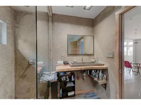 Bath - 548 Coughlin Meadows Rd, Boulder, CO 80302 photo 1 of 3