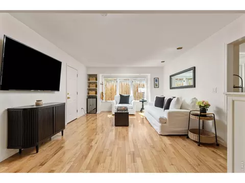 Living - 1435 Sumac Ave, Boulder, CO 80304 photo 3 of 3