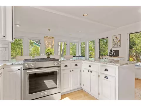 Kitchen - 1435 Sumac Ave, Boulder, CO 80304 photo 2 of 3