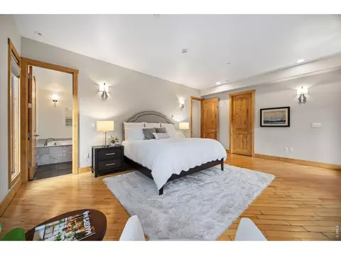 Bedroom - 2034 Pearl St #200, Boulder, CO 80302 photo 2 of 7