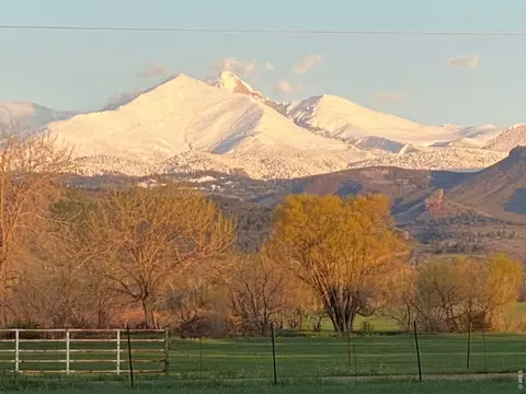 6314 Lake Dr, Longmont, CO 80503