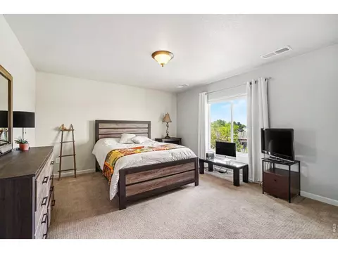 Bedroom - 1124 Wagon Bend Rd, Berthoud, CO 80513 photo 1 of 8