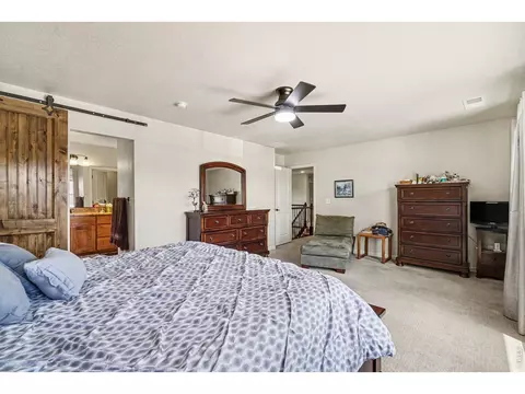 Bedroom - 1124 Wagon Bend Rd, Berthoud, CO 80513 photo 8 of 8