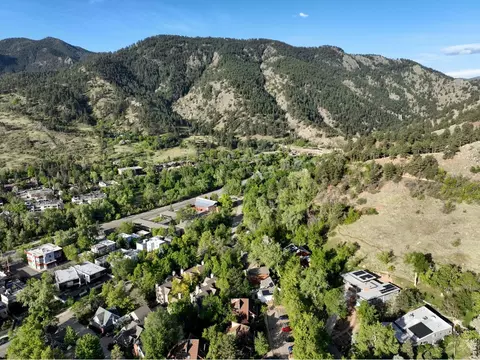 View/Area - 256 Spruce St, Boulder, CO 80302 photo 9 of 12