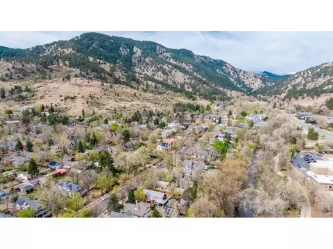 View/Area - 541 Arapahoe Ave, Boulder, CO 80302 photo 3 of 5