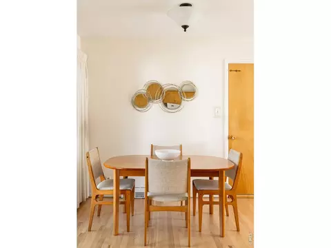Dining - 330 32nd St, Boulder, CO 80305 photo 2 of 3