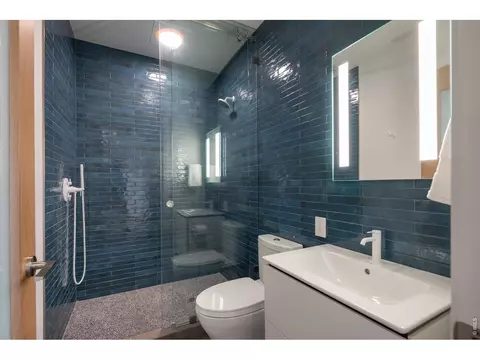 Bath - 1750 Sunset Blvd, Boulder, CO 80304 photo 5 of 5
